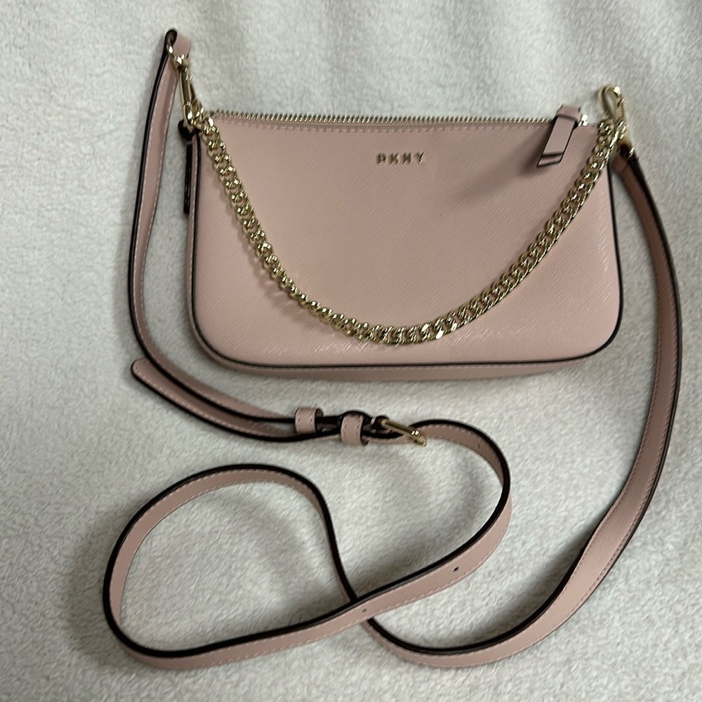 NWOT DNKY Bryant Park Demi Bag, Dusty Rose, convertible - chain or crossbody
